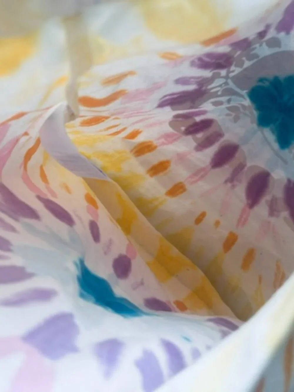 New With Tags!  Roots Canada Tie-Dye Cooper Tote - NWT! - Picture 9 of 10